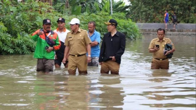 Diguyur Hujan Deras Puluhan Rumah Di Kabupaten Tangerang Terendam