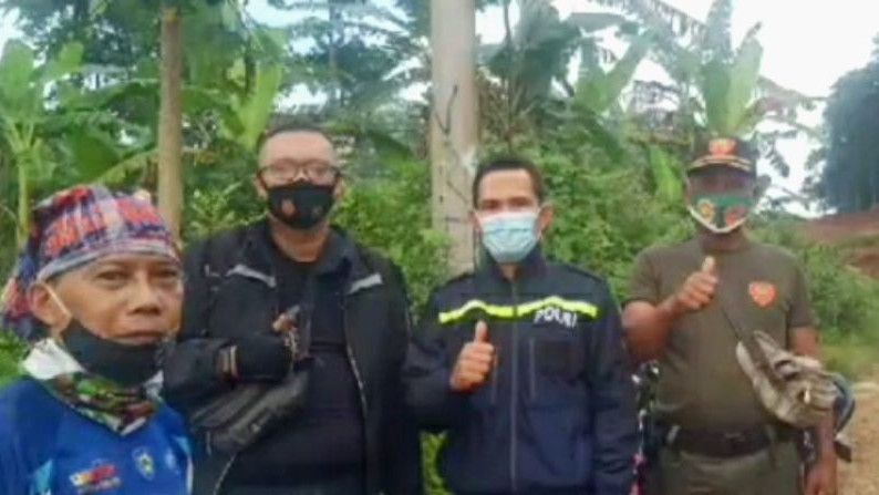 Nasib Apes Pemudik Asal Bandung Tersesat Di Hutan Kuta Karawang Gara