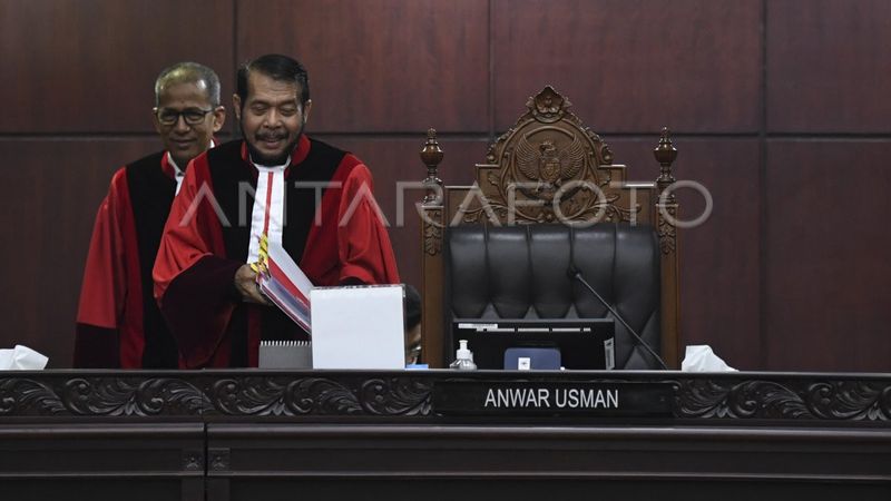 Soal Pengunduran Diri Anwar Usman Dari MK Mahfud Urusan Moral Dia