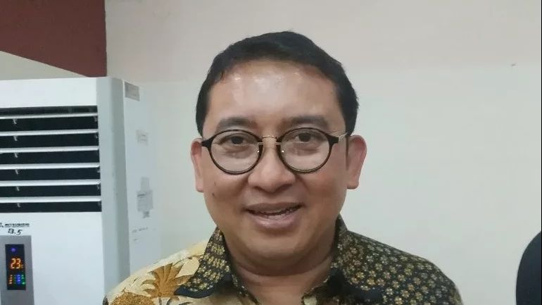 Fadli Zon Kembali Main Medsos Usai Menghilang 2 Pekan, Posting Lagi di Spanyol, Netizen: Masih berani Kritik Pemerintahan Jokowi Pak?