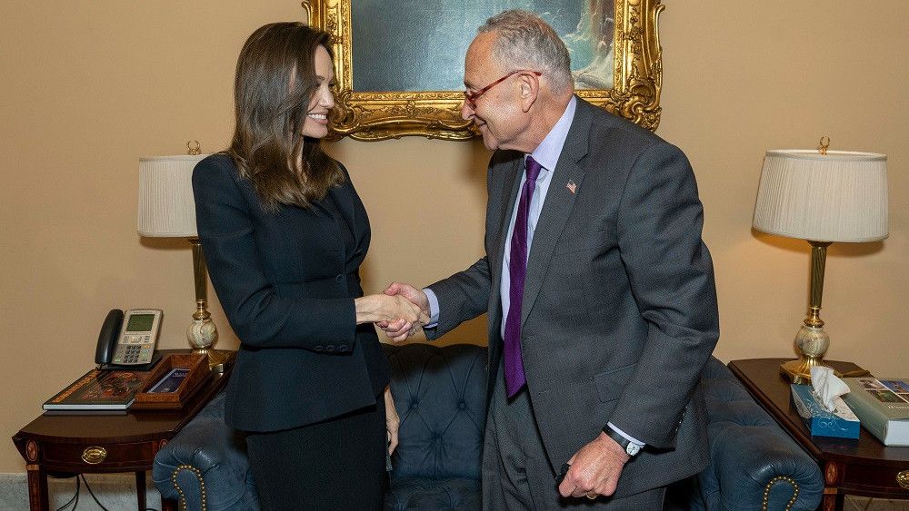 Angelina Jolie Kunjungi Capitol Hill, Desak Senator Perbarui Undang-Undang Kekerasan Terhadap Perempuan