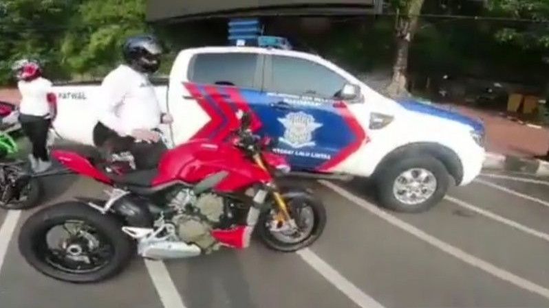 Viral Motor Ducati Berknalpot Bising Ditilang, Polisi: Batal, Salah Paham