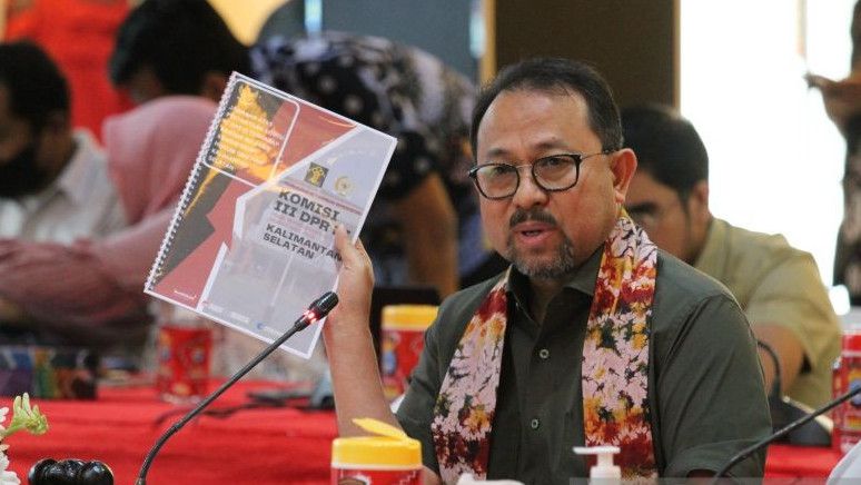 Pimpinan Komisi III DPR Dukung Polri Periksa Peneliti BRIN: Agar Tak Jadi 'Bola Salju'