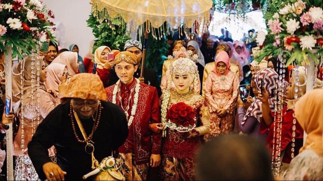 Kirab Pengantin adalah Momen Sakral dalam Pernikahan Jawa, Apa Maknanya?