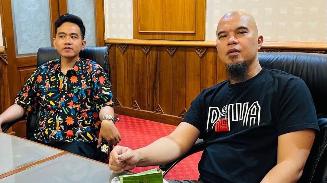 Minta Maaf karena Kampanye Prabowo dan Mulan Jameela Saat Manggung di Area Markas TNI, Ahmad Dhani: Saya Melanggar Etika
