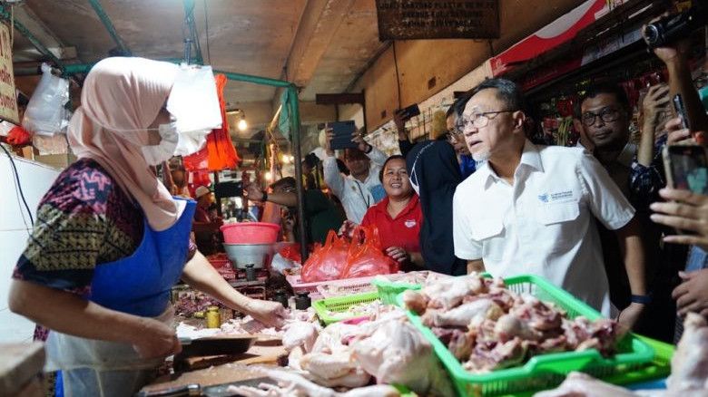 Tinjau Pasar Rawamangun Jaktim, Mendag: Harga Kebutuhan Pokok Jelang Idul Fitri Stabil