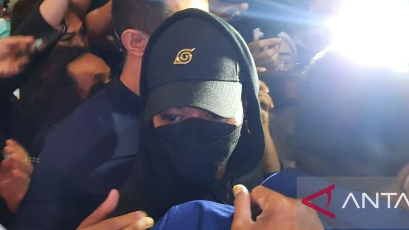 Reza Arap Diperiksa 6,5 Jam Soal Kasus Doni Salmanan, Uang Rp1 Miliar Bakal Disita Polisi
