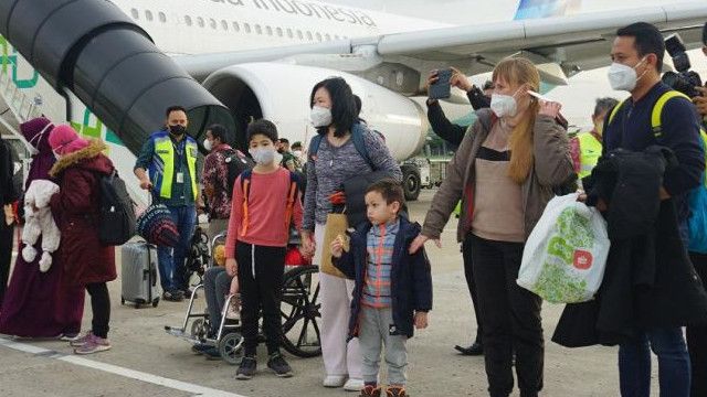 Garuda Indonesia Operasikan Penerbangan Evakuasi WNI dari Ukraina