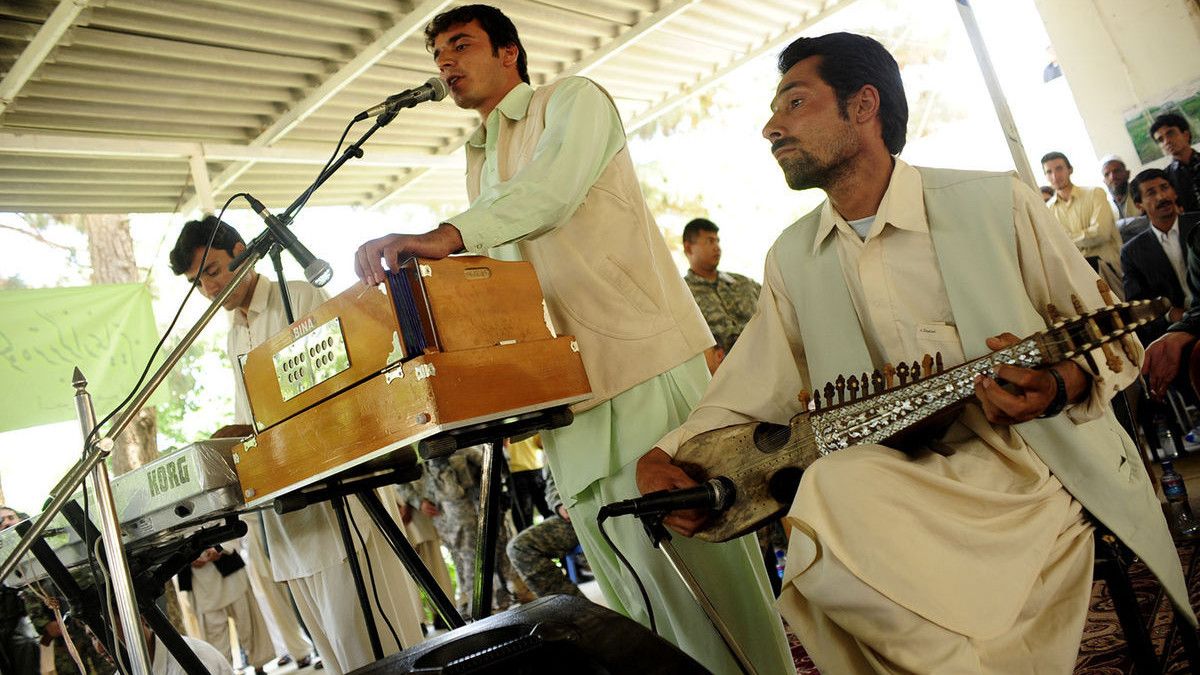 Dikuasai Taliban, Begini Wajah Afghanistan Sekarang: Radio Berhenti Memainkan Musik