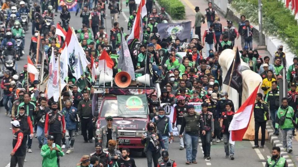 Transjakarta Siapkan Armada Cadangan Antisipasi Demo Ojol dan Kurir Se-Jabodetabek