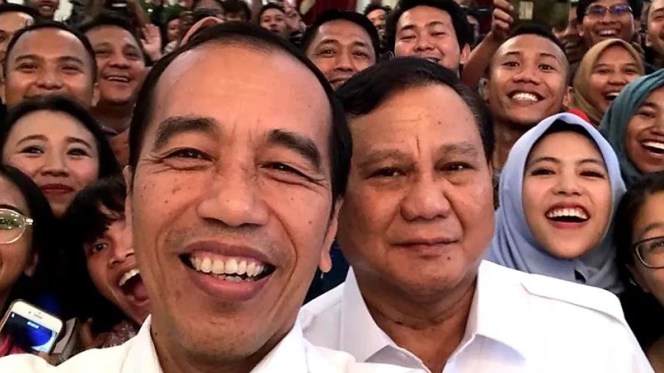 Ternyata Ini Alasan Orang Suka Selfie Menurut Penelitian