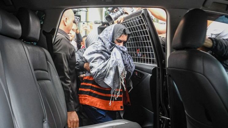 Fadia Arafiq Ngaku Tidak Tahu Aturan Pengadaan Barang dan Jasa, Sebut Latar Belakangnya Pedangdut