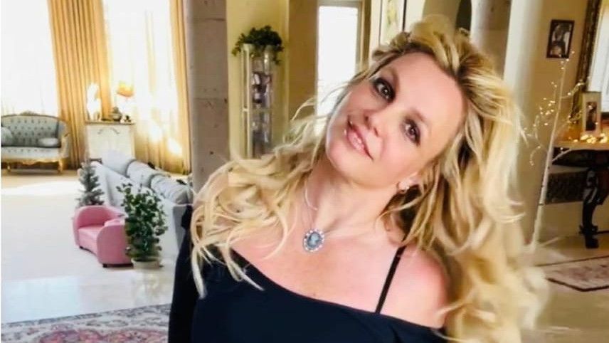 Britney Spears Umumkan Rehat dari Media Sosial, Efek Hamil?