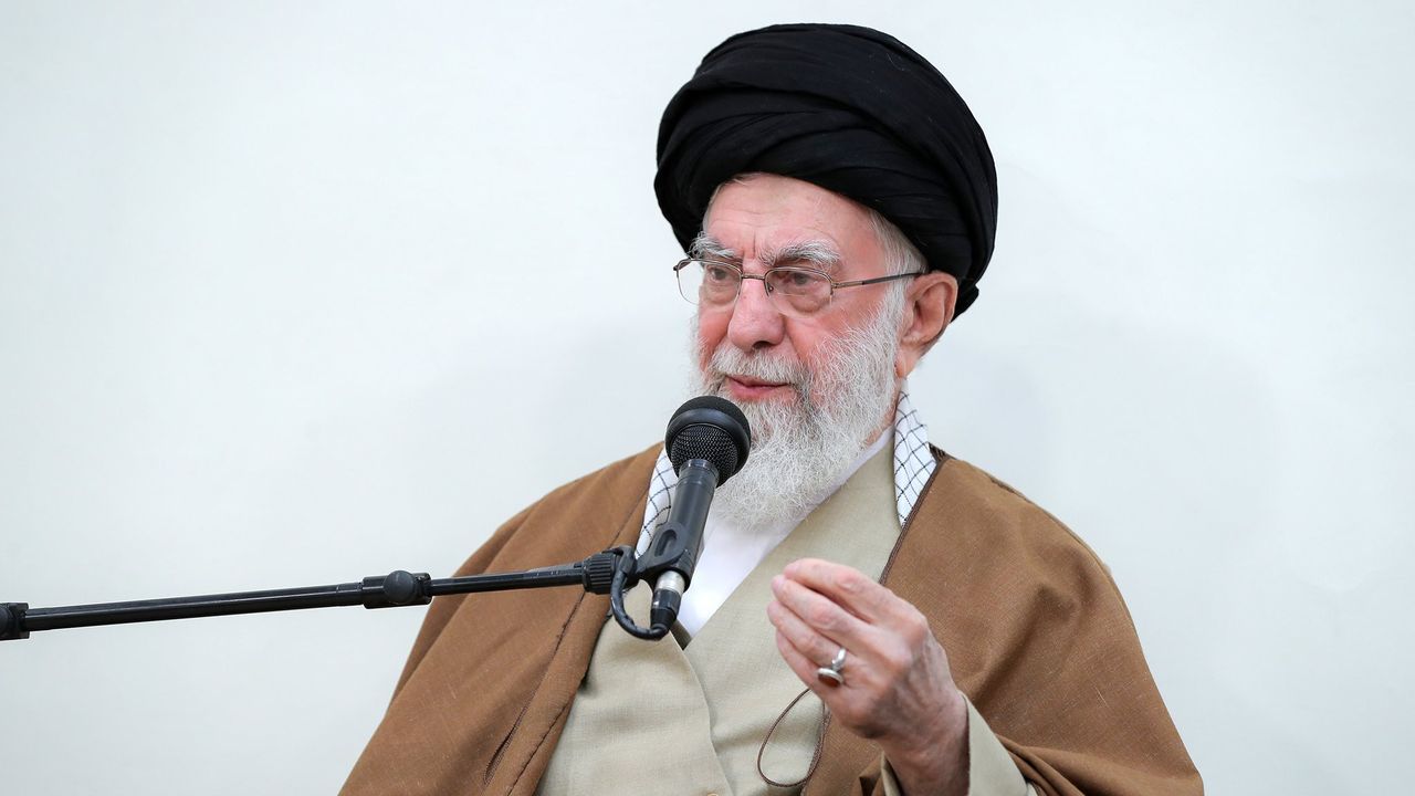 Ledakan di Iran Tewaskan 40 Orang, Ali Khamenei Desak Penyelidikan Menyeluruh