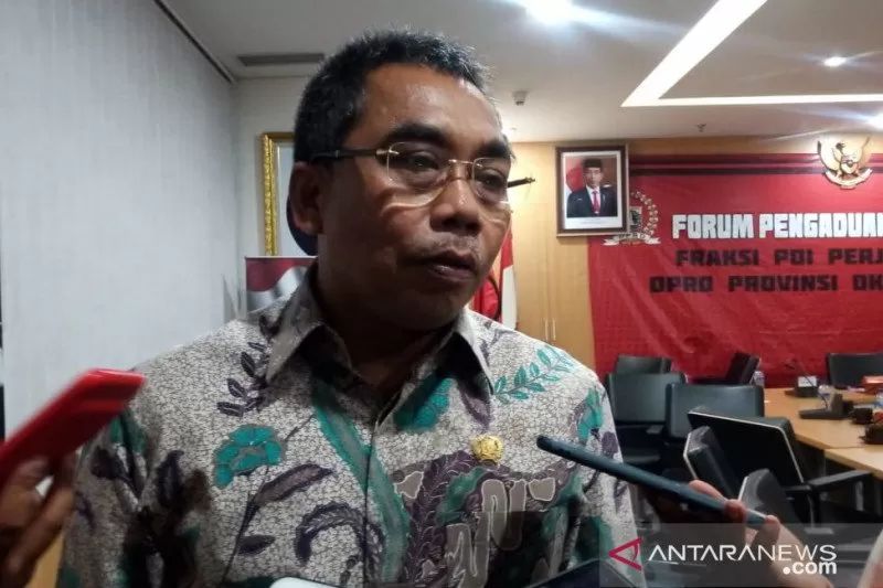 Fraksi PDIP DPRD DKI Jakarta Berikan Rapot Merah Kinerja Anies Selama 5 Tahun