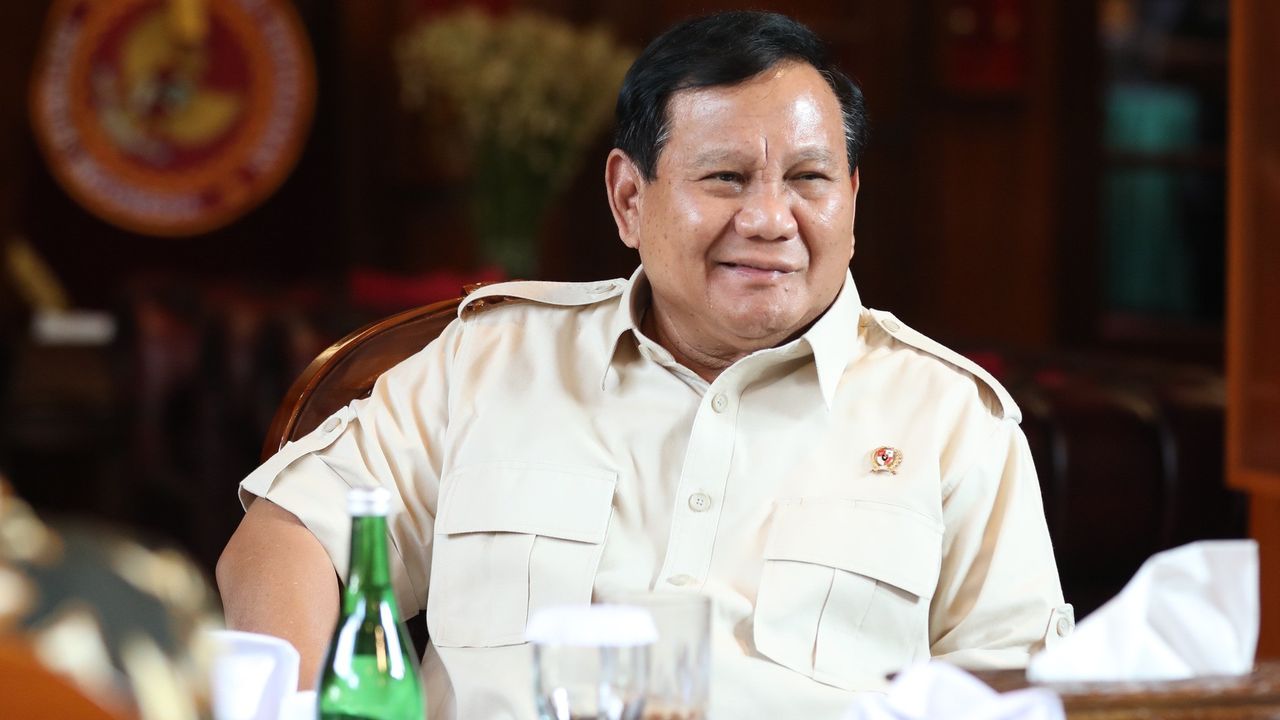 LSI Denny JA Bilang Prabowo Unggul di Jatim, Jabar, Banten, Kamu Percaya?