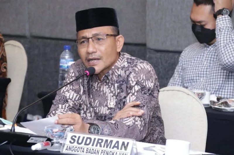 Anggota DPD ke Polda Metro, Minta Waria Berselempang Aceh Juara Kontes Kecantikan Transgender Diproses