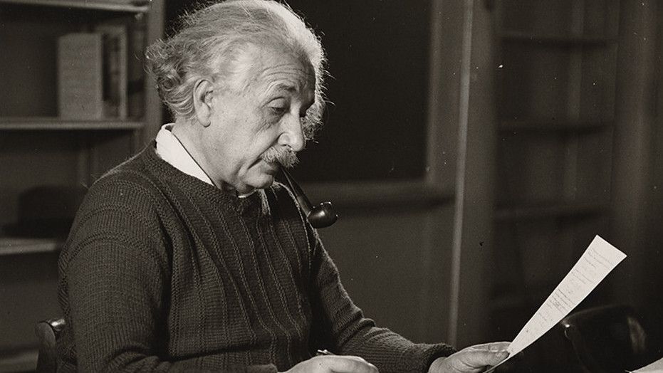 Surat Asli Tulisan Tangan Albert Einstein Terjual Seharga Rp17,2 Miliar, Apa Isinya?