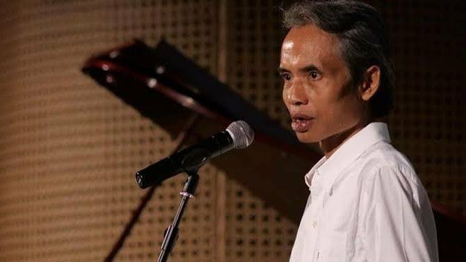 Profil Joko Pinurbo, Penyair 'Nyentrik' Kaleng Khong Guan yang Meninggal Dunia
