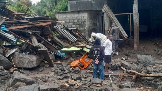 Banjir Bandang Hantam Kepulauan Siau Sulut, Enam Tewas
