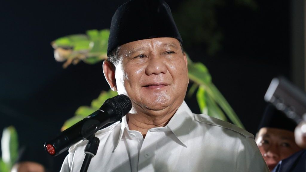 Tegas, Gerindra Pastikan Prabowo Tak Akan Mundur Sebagai Menhan