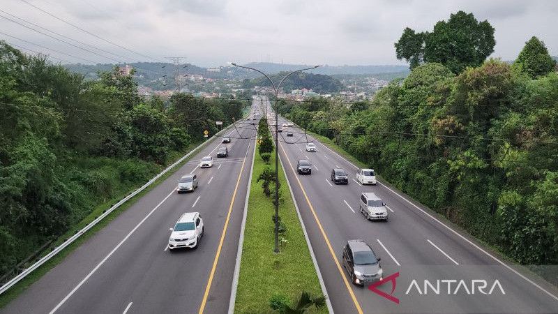 Ada 35 Ribu Kendaraan Melintas Kalikangkung Menuju Jakarta Sejak Pagi hingga Sore