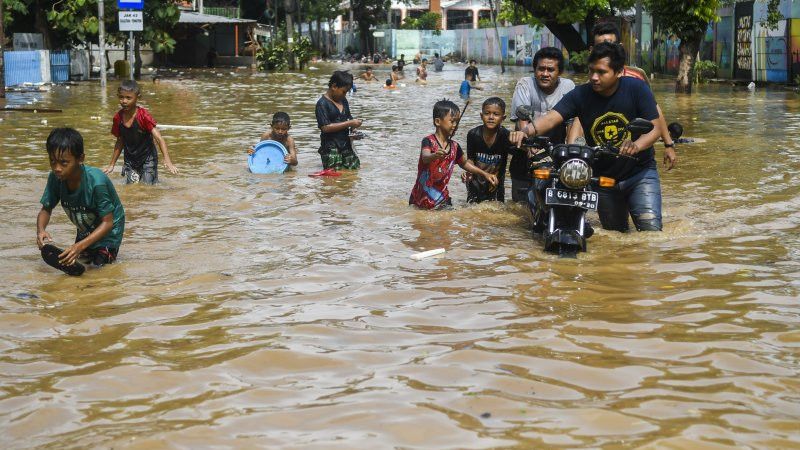 Anies Baswedan Digugat 7 Warga Jakarta Soal Banjir