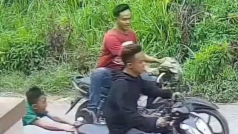 Teganya Dua Pria di Lampung, Rampas Motor Milik Anak Kecil, Lihatlah Fotonya!