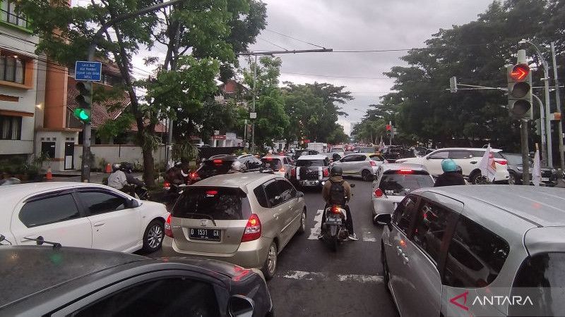 Bandung Terancam Kolaps Jika Tak Benahi Transportasi yang Bikin Macet