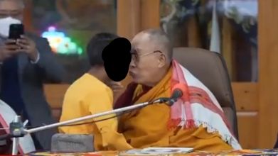Dalai Lama Minta Maaf Usai Cium dan Minta Bocah Laki-Laki Isap Lidahnya