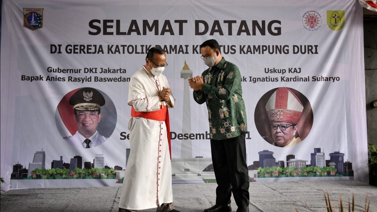 Doyan Kritik, Kini Yunarto Berterima Kasih Usai Anies Bantu Pembangunan Gereja, Sejuk Ya?