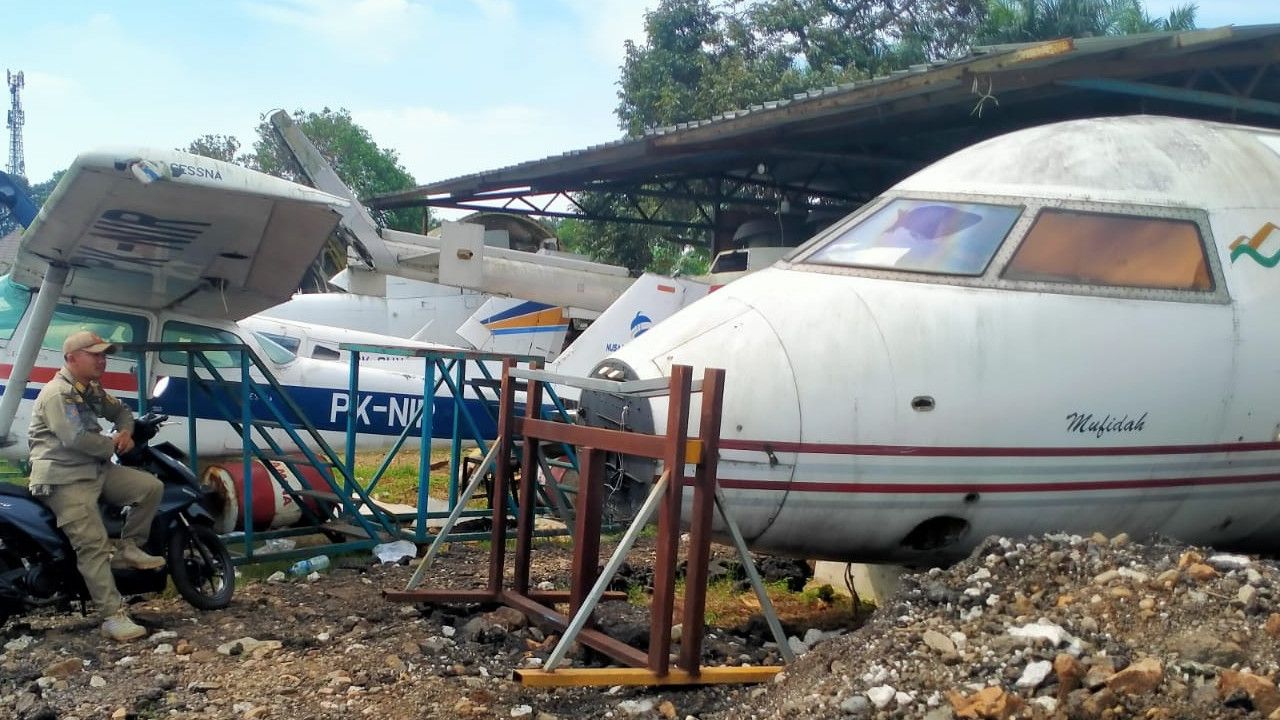 Usai Viral, Lahan Penampungan Pesawat Terbang di Bogor Disegel