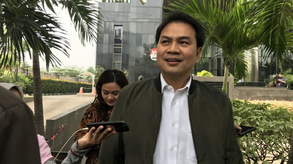 Kasus Korupsi Kabupaten Lampung Tengah, KPK Segera Umumkan Azis Syamsuddin Jadi Tersangka?
