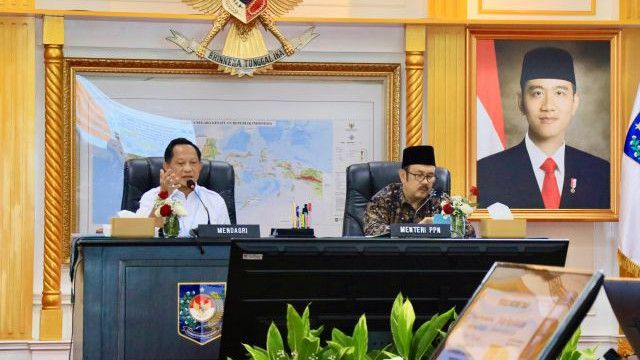Sandingkan Indonesia dengan Kondisi China 1998, Mendagri Tito: Jakarta Lebih Bagus