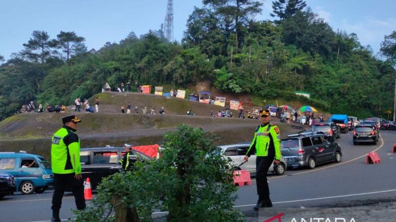 Polres Bogor Kembali Terapkan One Way dari Arah Puncak Menuju Jakarta