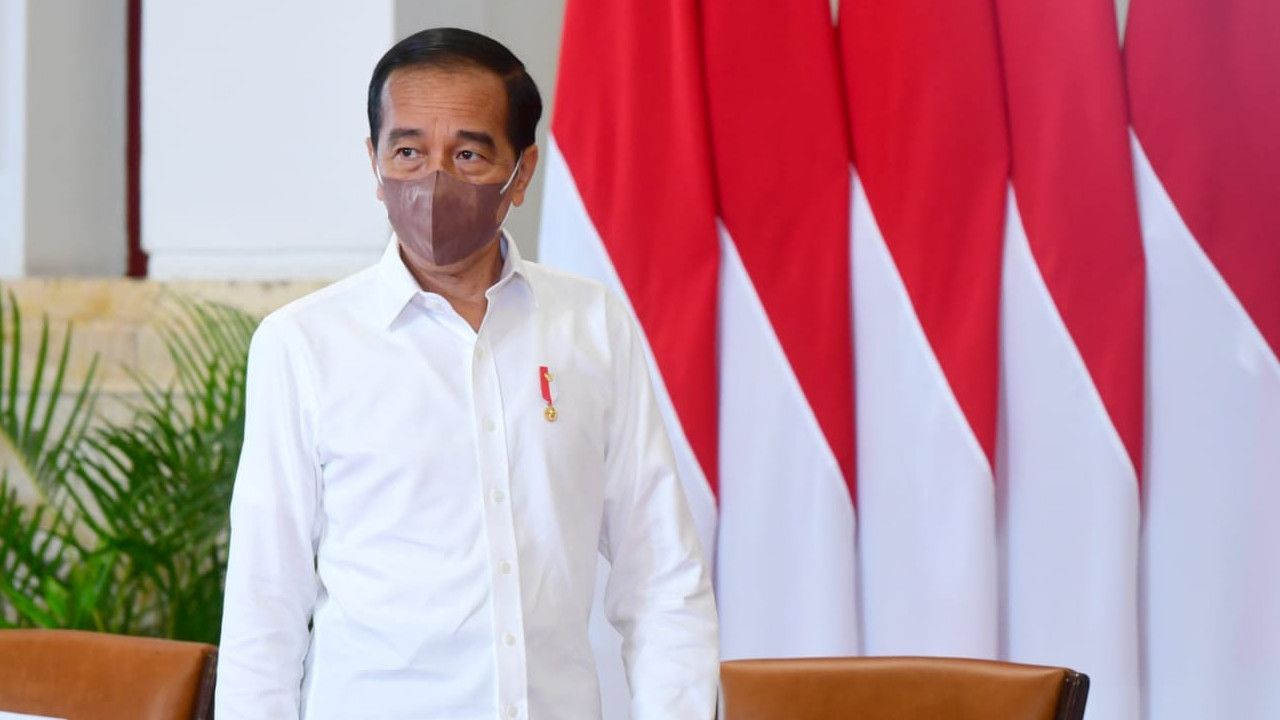 Jokowi Minta Kapolri Usut Tuntas Dugaan Permainan Karantina: Beberapa Orang Asing Komplain ke Saya