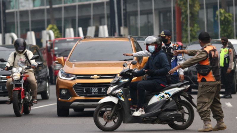 Permainkan Aturan PPKM, Cara Kocak Pengusaha Ini Bikin Legislator Surabaya Marah