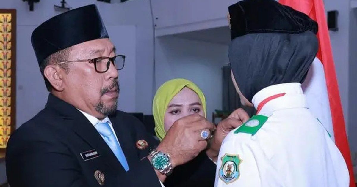 Bupati Bombana Pakai Jam Tangan Rp800 Juta, Pas Terciduk Ngaku KW, Mendagri: Empatilah