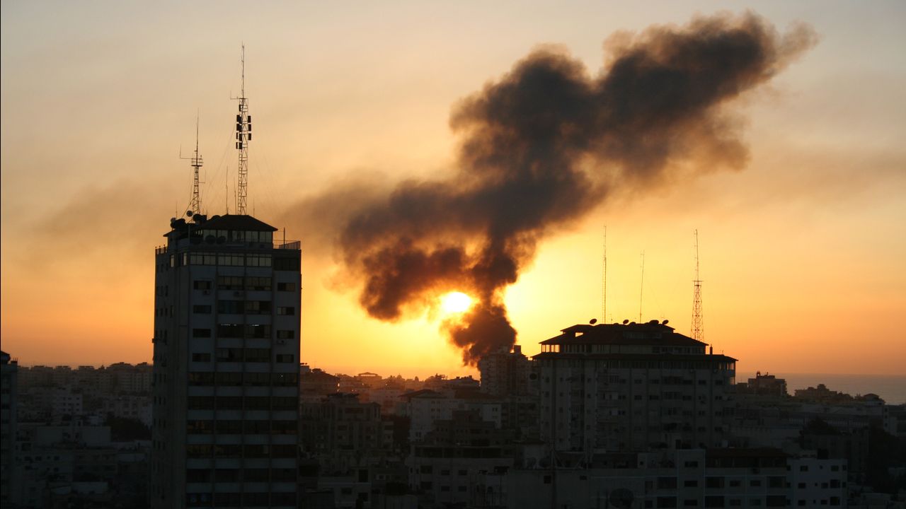 Israel Menyerang Lewat Udara di Al-Maghazi Gaza Tengah, 51 Warga Palestina Tewas