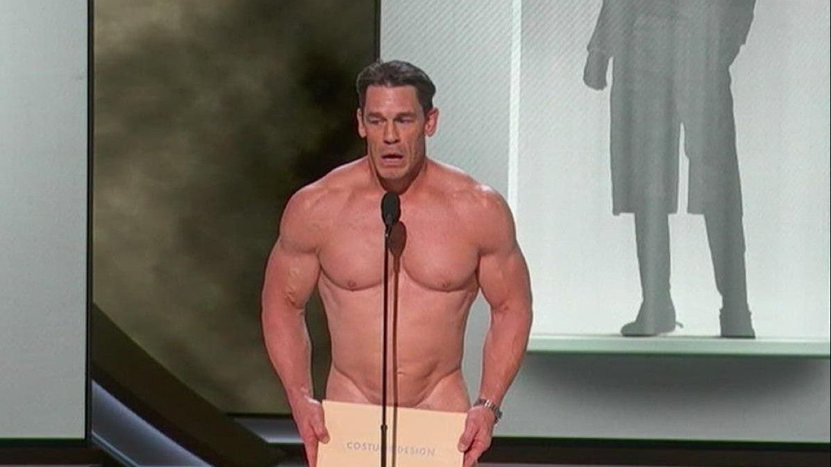 Momen John Cena Tampil Bugil di Panggung Oscar 2024, Tutupi Area Pribadi Pakai Amplop