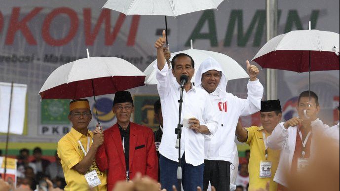 Dear Dokter Tifa, Tak Ada yang Berubah dari Pak Jokowi Selain Ucapannya