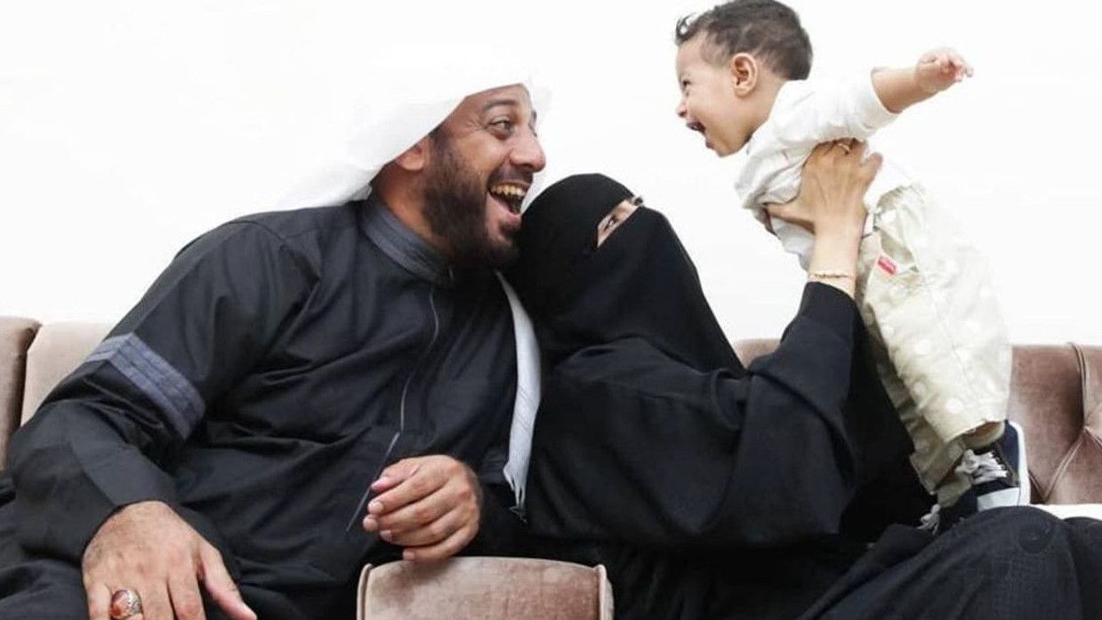 Merinding, Asisten Syekh Ali Jaber Ungkap Isyarat Kepergian Almarhum Terhadap Istri dan Anak Terakhir