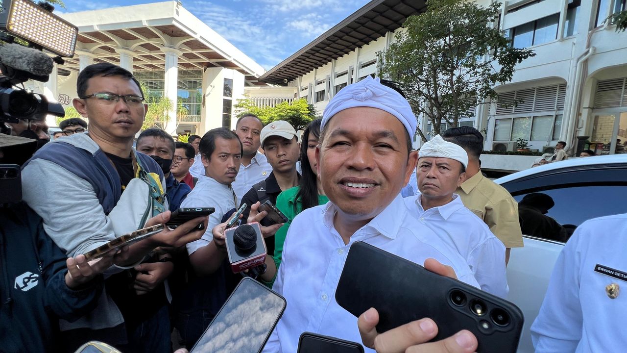 Lucky Hakim Pelesiran ke Jepang Demi Tepati Janji ke Anak, Dedi Mulyadi: Bahagia Tak Mesti di Jepang