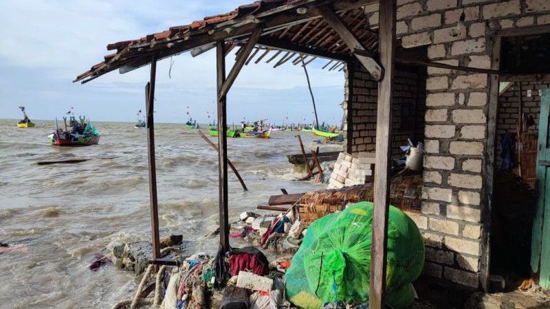 BNPB Sampaikan Kabar Buruk: Hampir Seluruh Pantura Terdampak Banjir Rob dan Gelombang Pasang