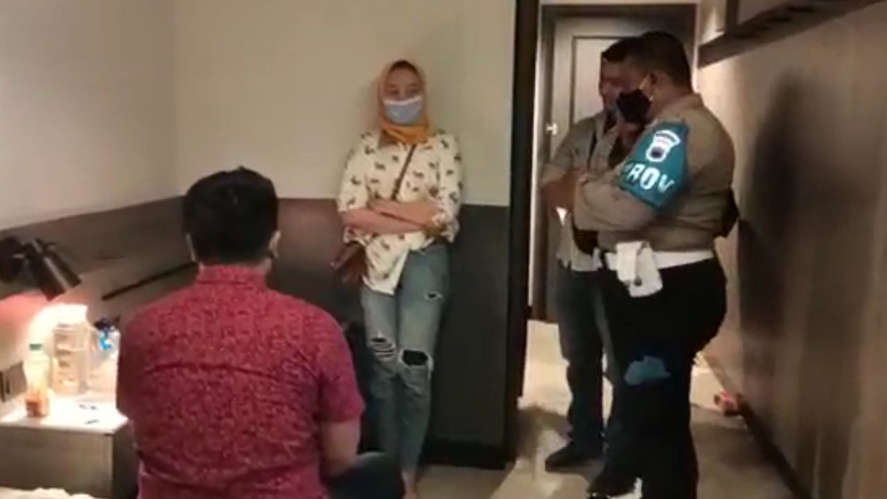 Viral! Video Polwan Digerebek Suami Berduaan di Kamar Hotel, Propam Turun Tangan