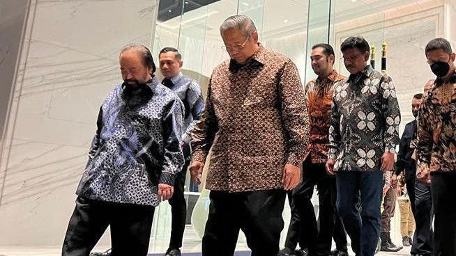 Bahas Politik, SBY, AHY, hingga Surya Paloh Saling Lempar Guyon di NasDem Tower