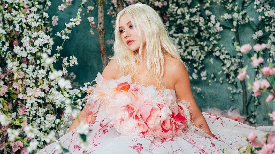 Punya Badan Super Kurus, Christina Aguilera Pernah Depresi Hingga Benci Lihat Foto Masa Lalu