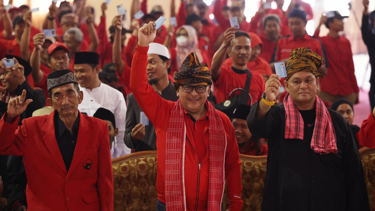 Sebut Prabowo Lebih Pilih Utang Luar Negeri untuk Kesejahteraan Rakyat, Sekjen PDIP Malah 