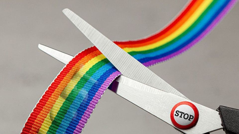 Warga Tambora Gerebek Dua Gay yang 'Pacaran'