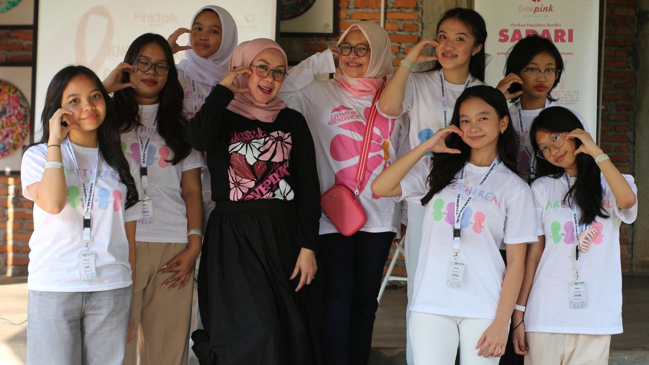 Bareng Lovepink, CARETHEREAL Donasikan Semua Keuntungan untuk Pejuang Kanker Payudara